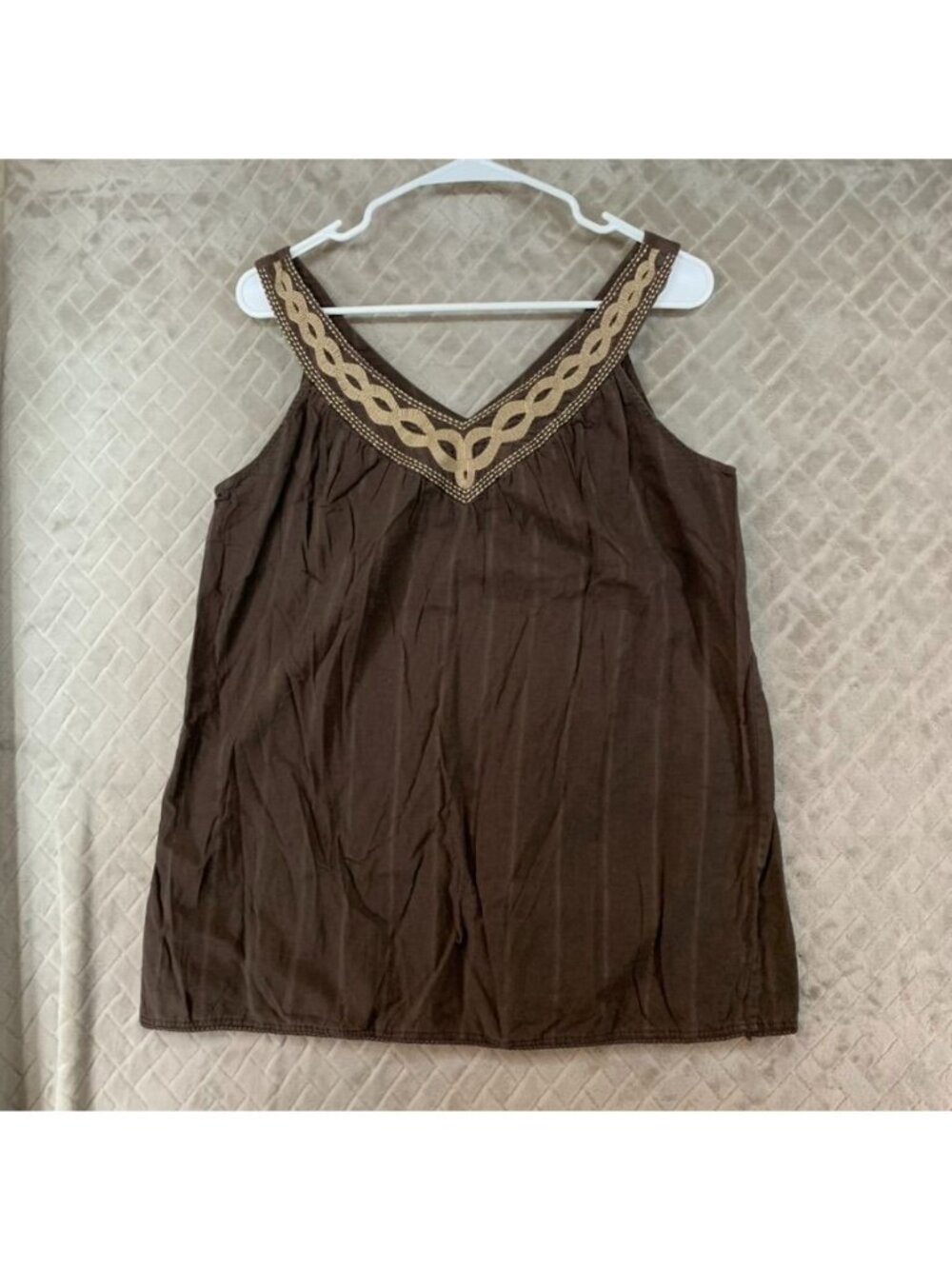 Banana Republic Tank Top Women L Brown Cotton Sleeveless With Embroidered V-Neck